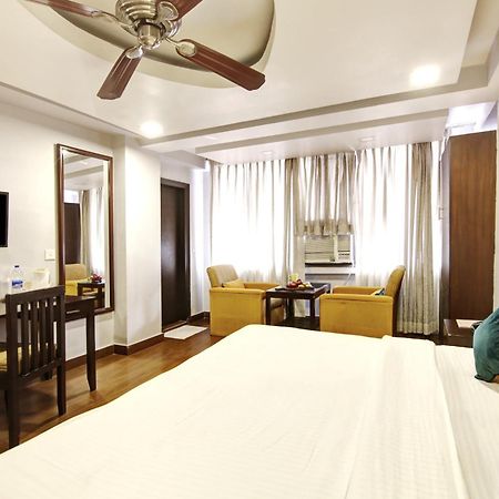 Hotel Bb Palace Делі Екстер'єр фото