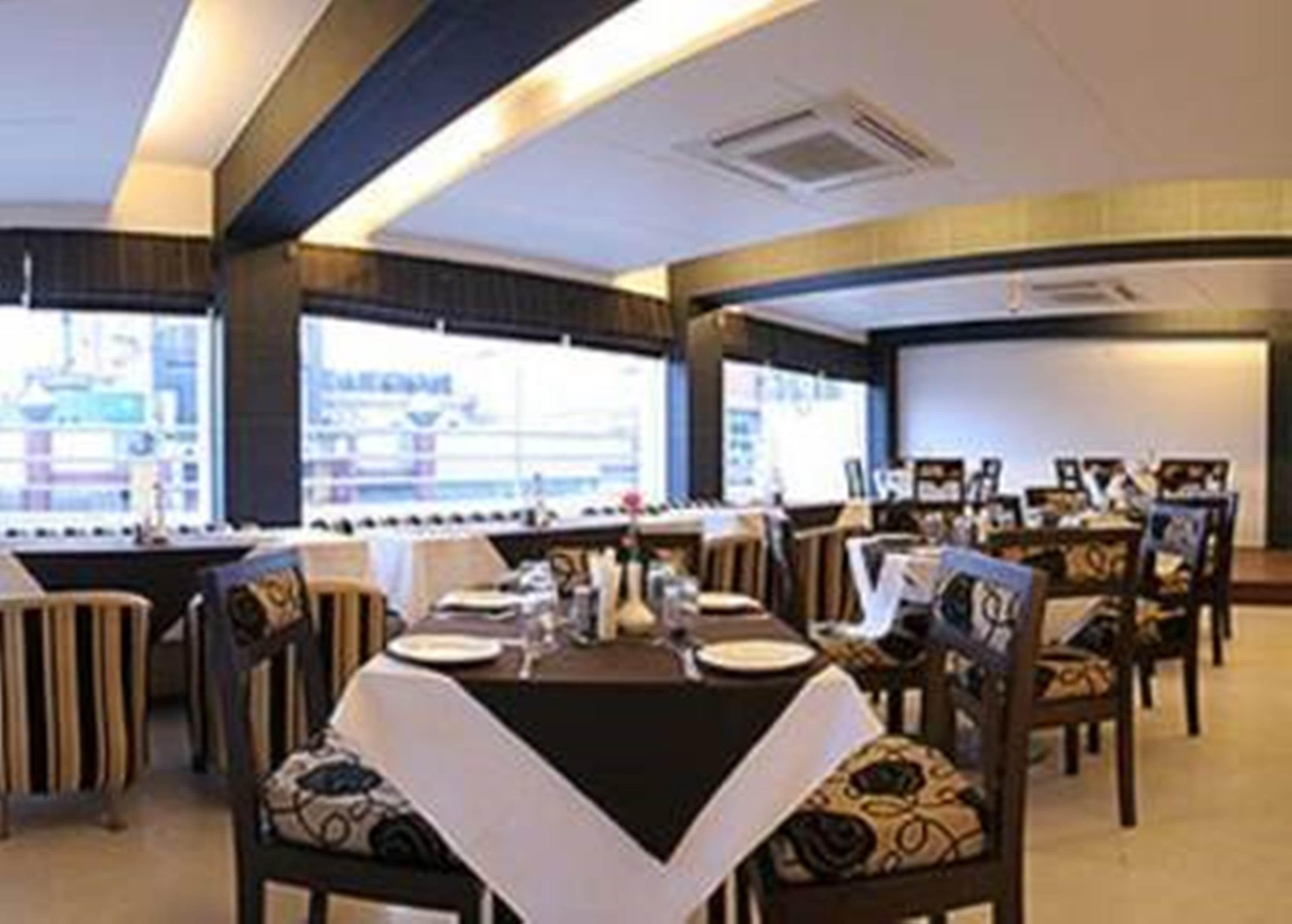 Hotel Bb Palace Делі Екстер'єр фото