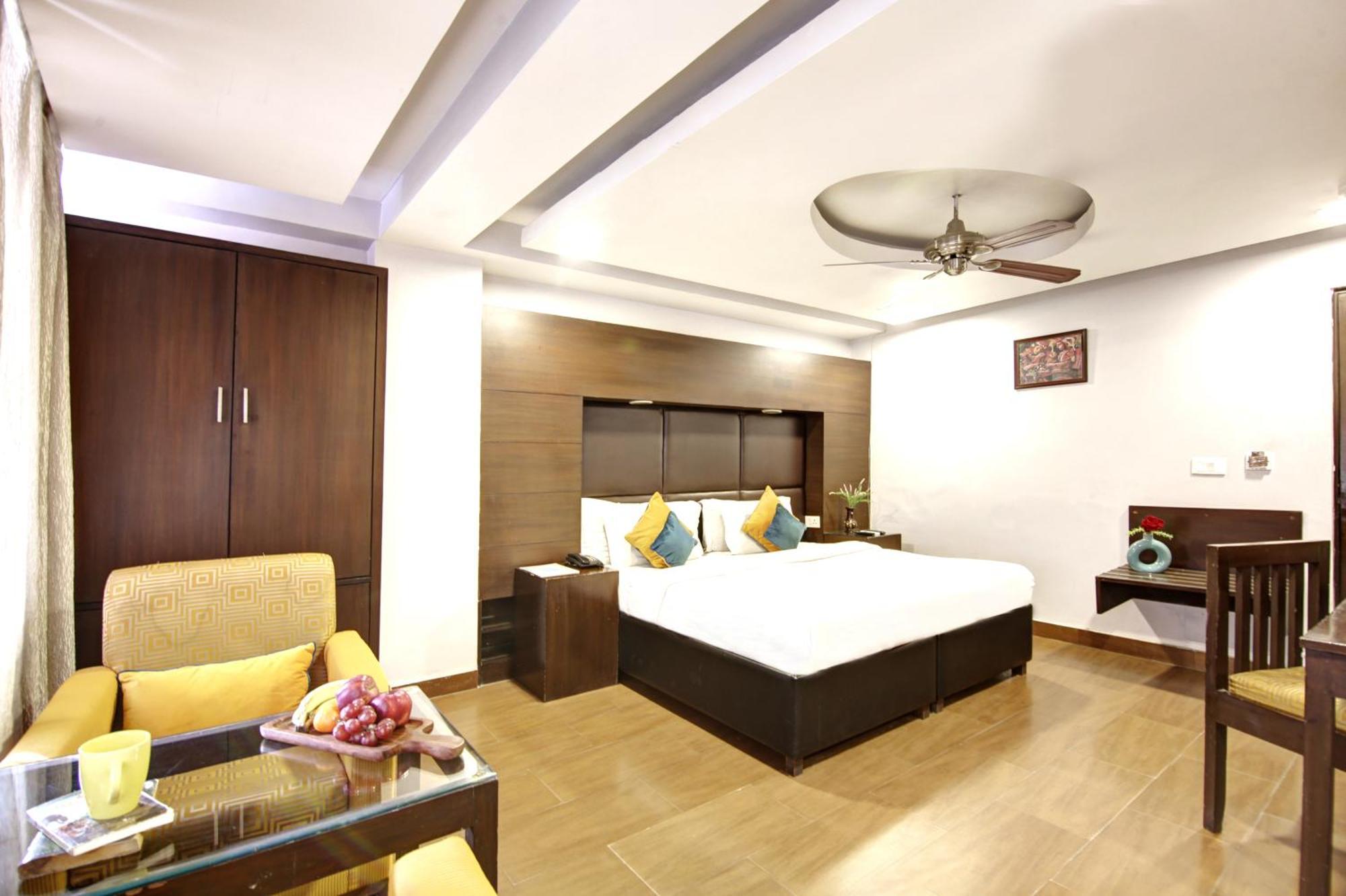 Hotel Bb Palace Делі Екстер'єр фото