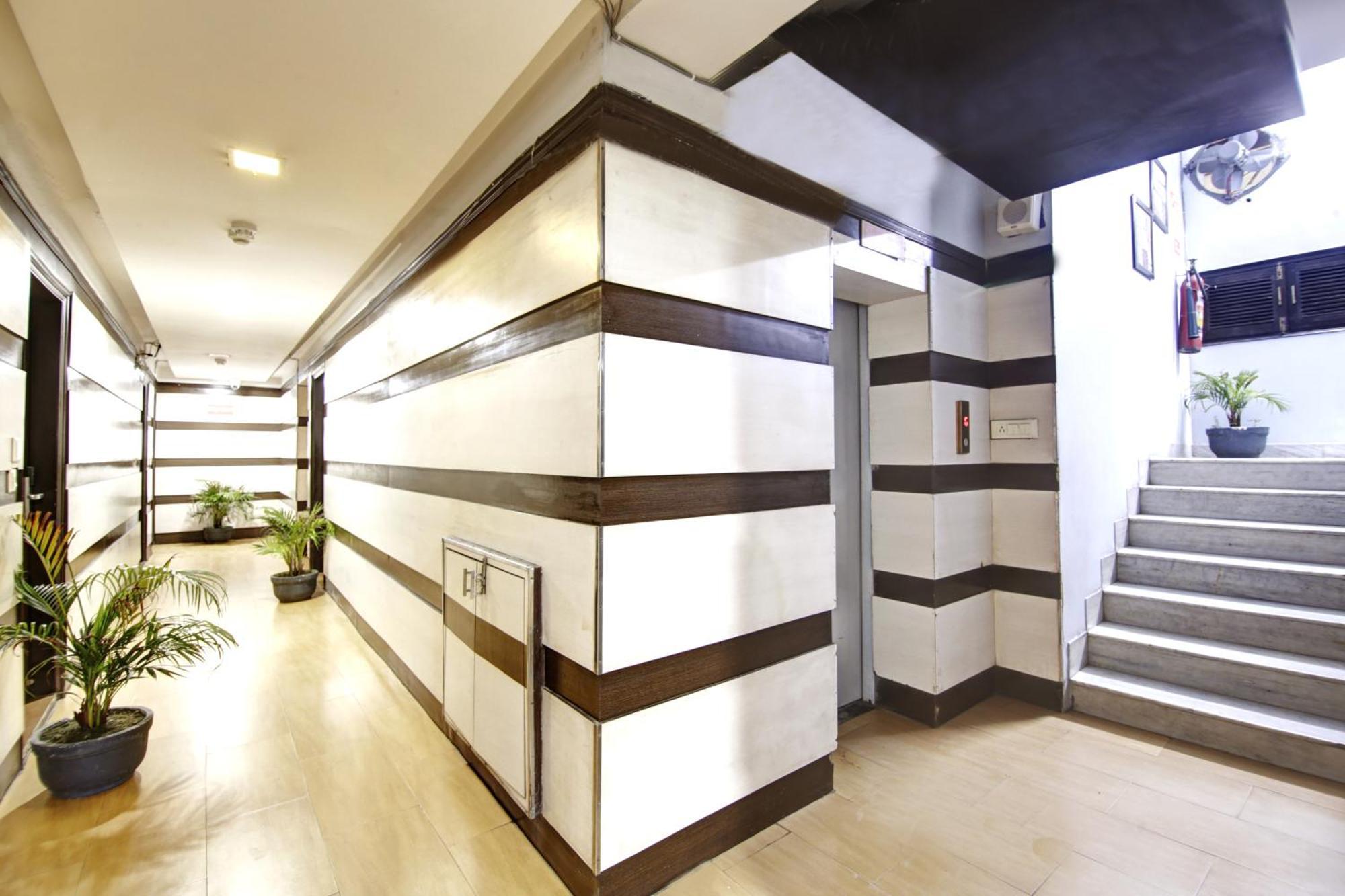 Hotel Bb Palace Делі Екстер'єр фото